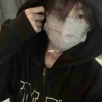 @阿鯨💤💢.
