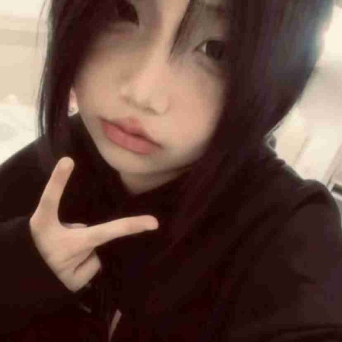 纯情女