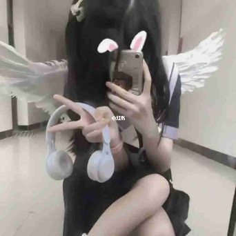 精灵^嫒蘊^つ