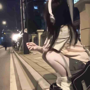 江筱.
