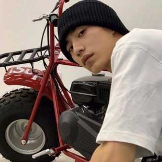 小m