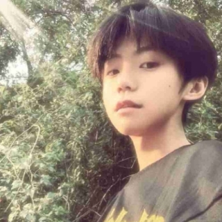 澈.