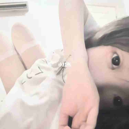小琪.