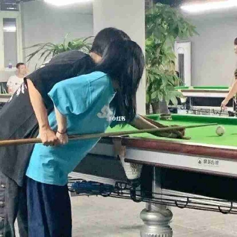 闪电小狗.