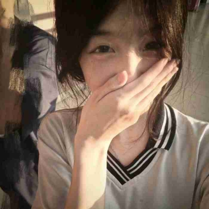 小Y