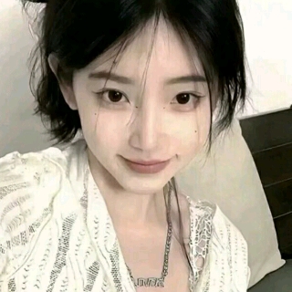 深情小美