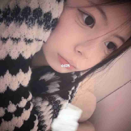 38岁艳丽继母