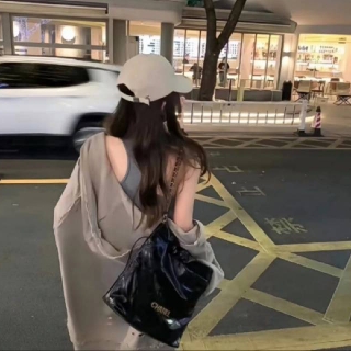 安栀羽