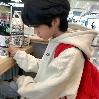 冰冷.