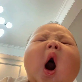 啾咪^