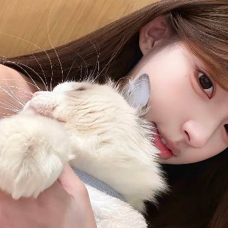 郁郁